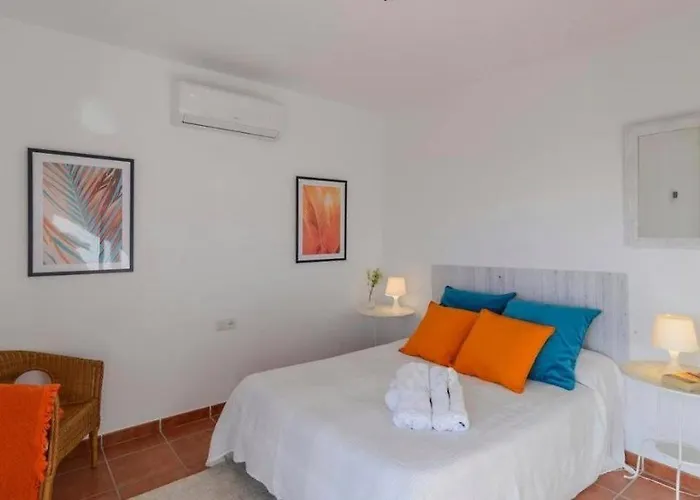 Вилла Carmen Menyber *