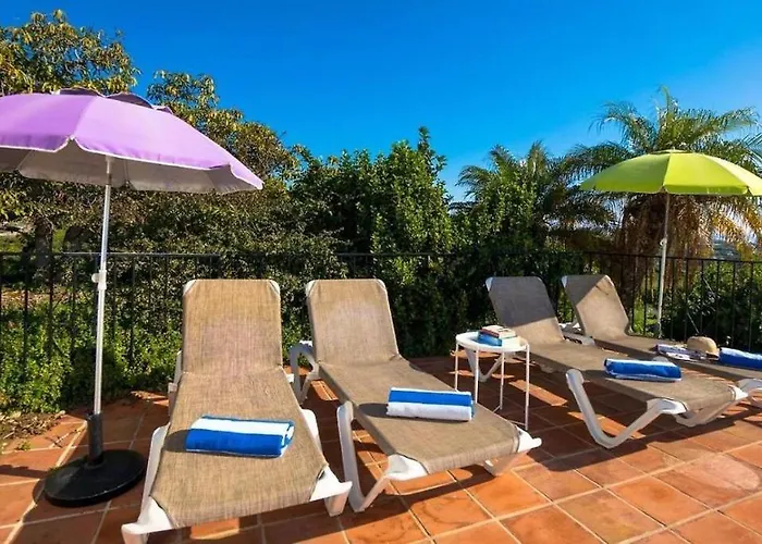 Willa Carmen Menyber Nerja